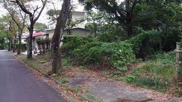 伊豆高原｜2階から海を望める平坦地